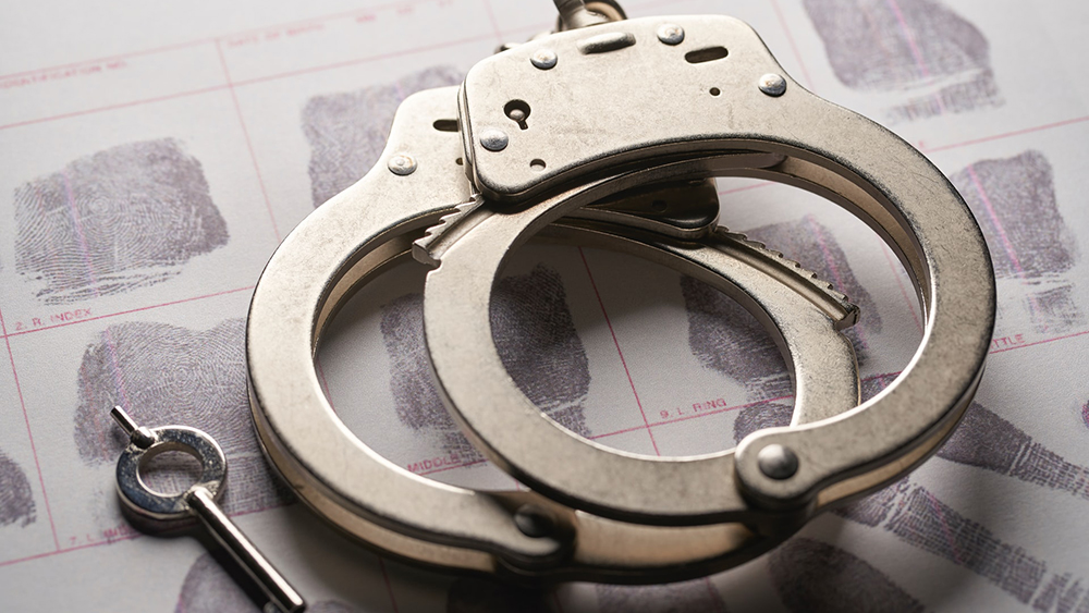 高空拋物被判刑， 傳遞 “罪與罰” 的 清晰信號